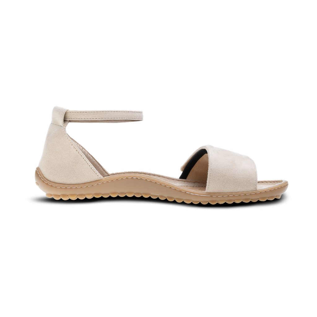 04 linker Schuh rechts.png